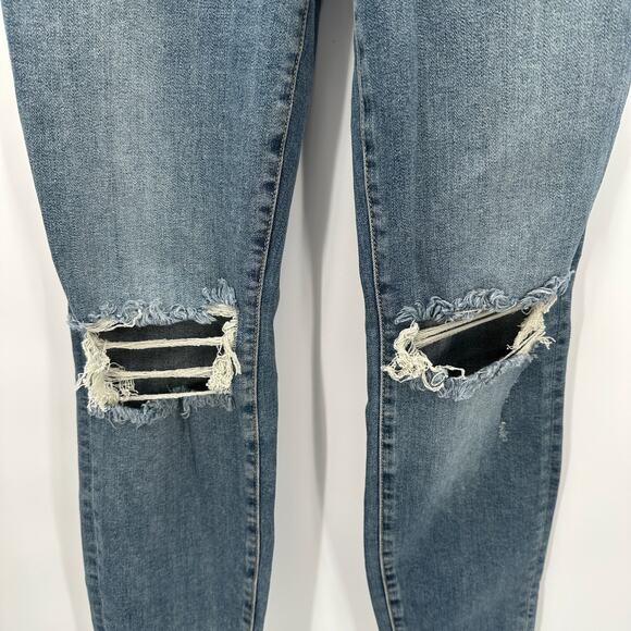 GOOD AMERICAN NWT Good Legs Crop Distressed Jean in Blue261 // 0 - Picture 7 of 14